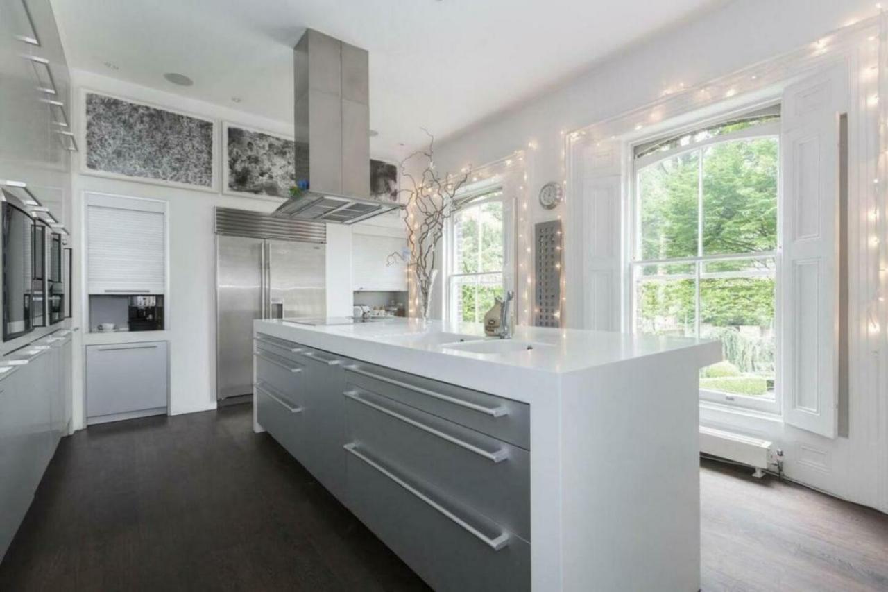 Victoria Apart In Amsterdam Kawthaung Exterior photo